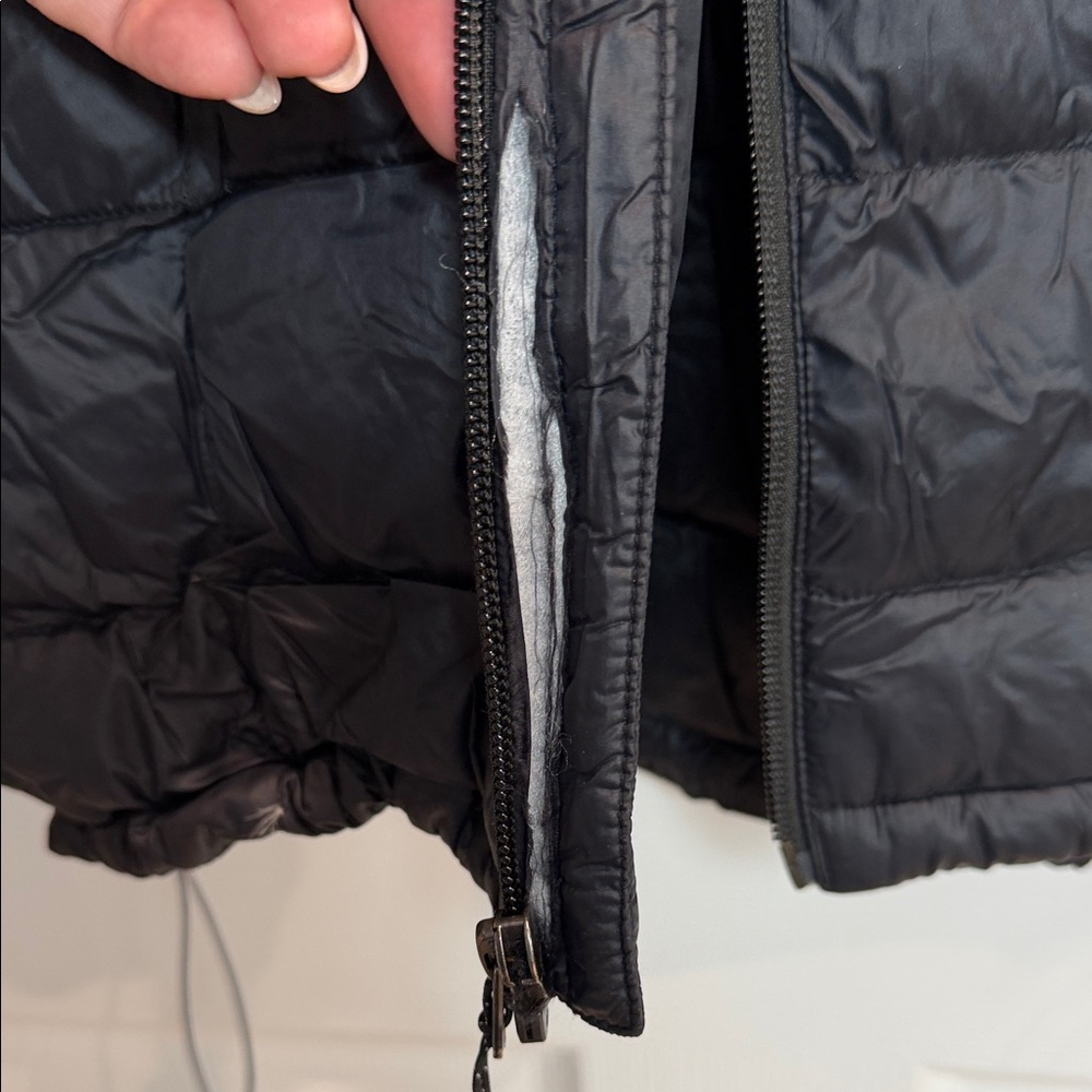 REI Women's Black Puffer Jacket - Picture 4 of 4